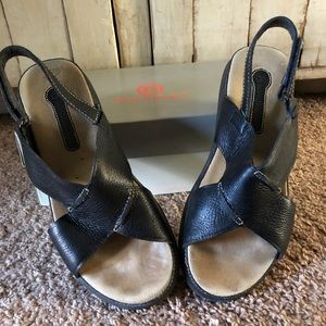 Black Sandals